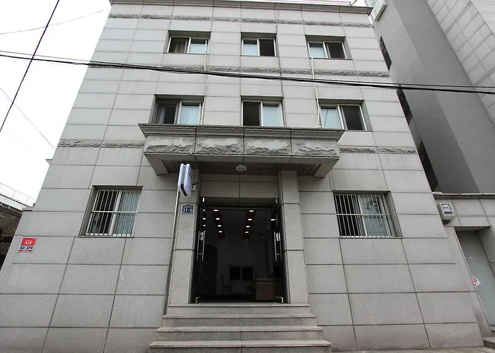 Seoul Tower Family Guesthouse